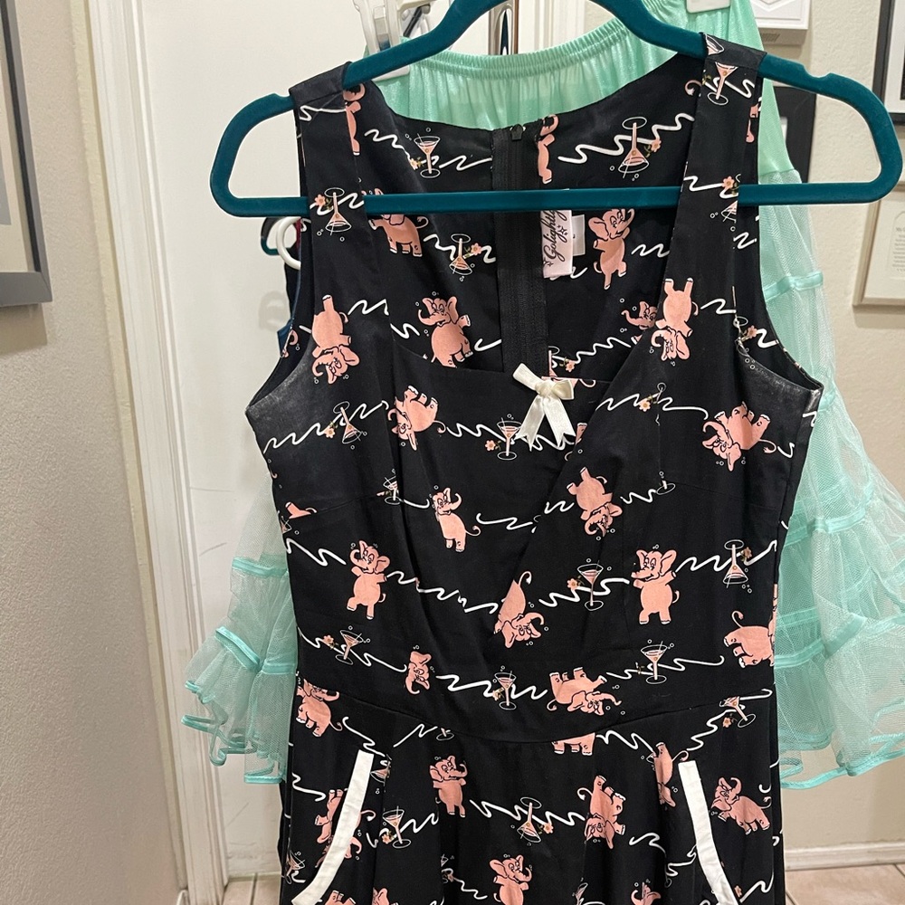 Adorable Pin up dress.